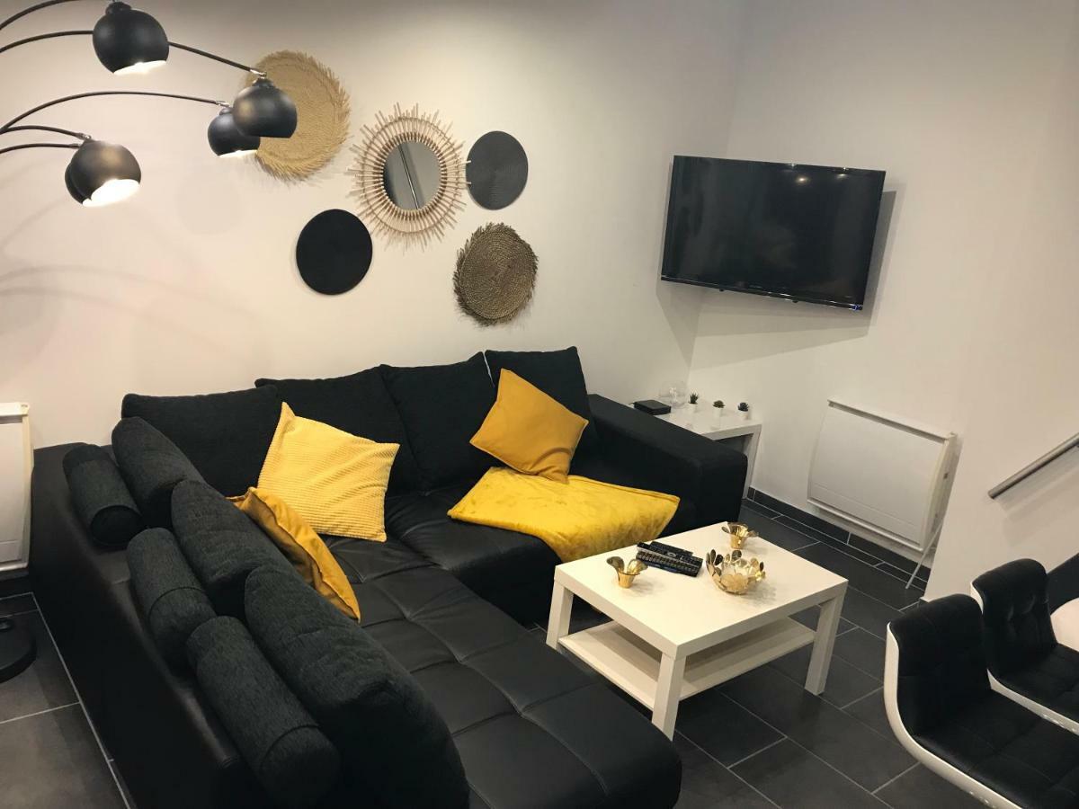 52 Grand Place Арас Екстер'єр фото