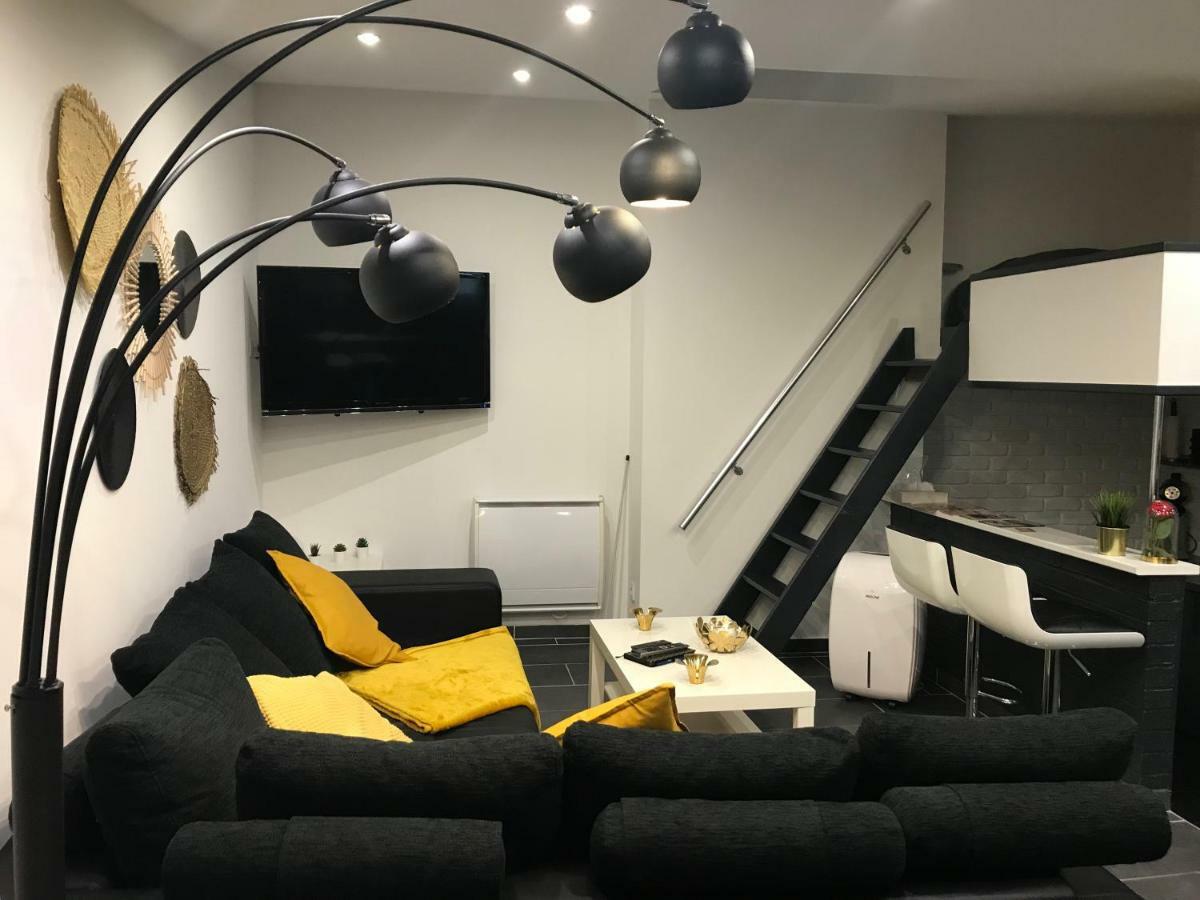 52 Grand Place Арас Екстер'єр фото
