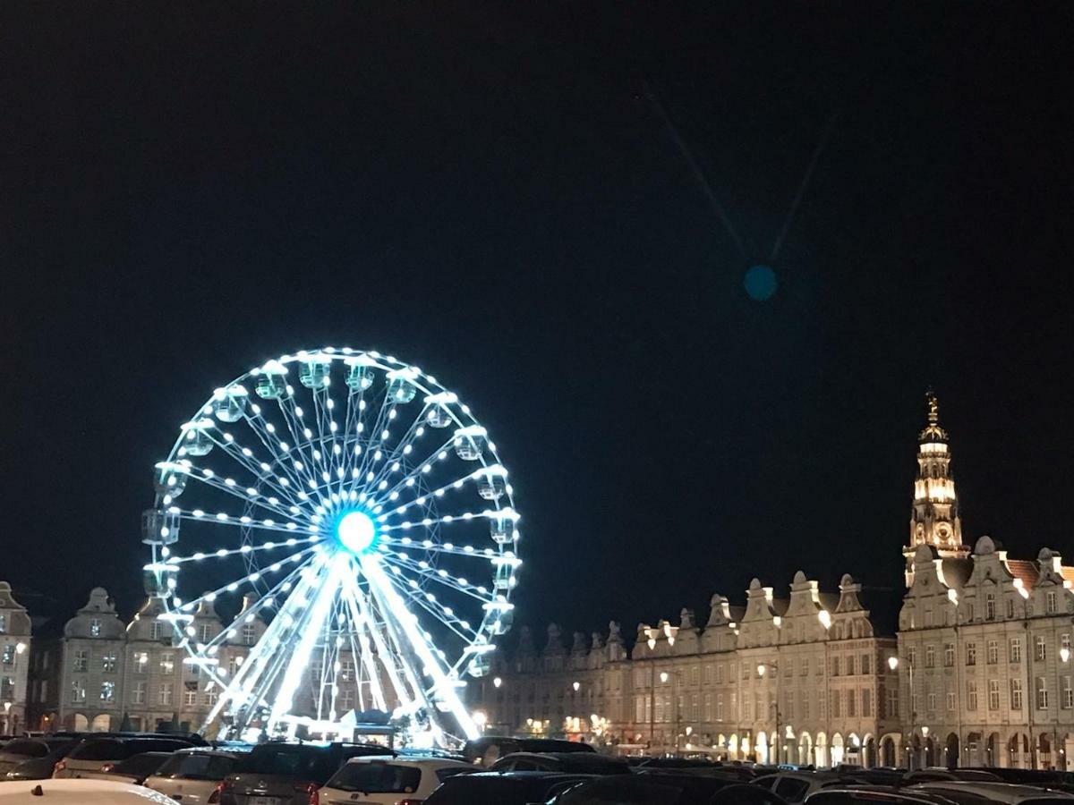 52 Grand Place Арас Екстер'єр фото